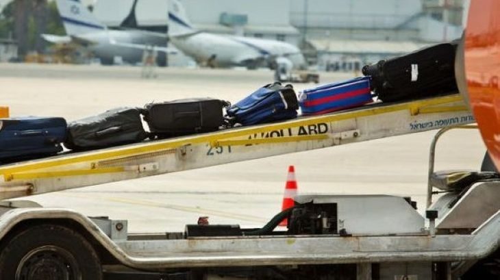 اعتقال طالبتي طب من الزرازير والمغار بشبهة تهريب بذور كنابس عبر مطار بن غوريون